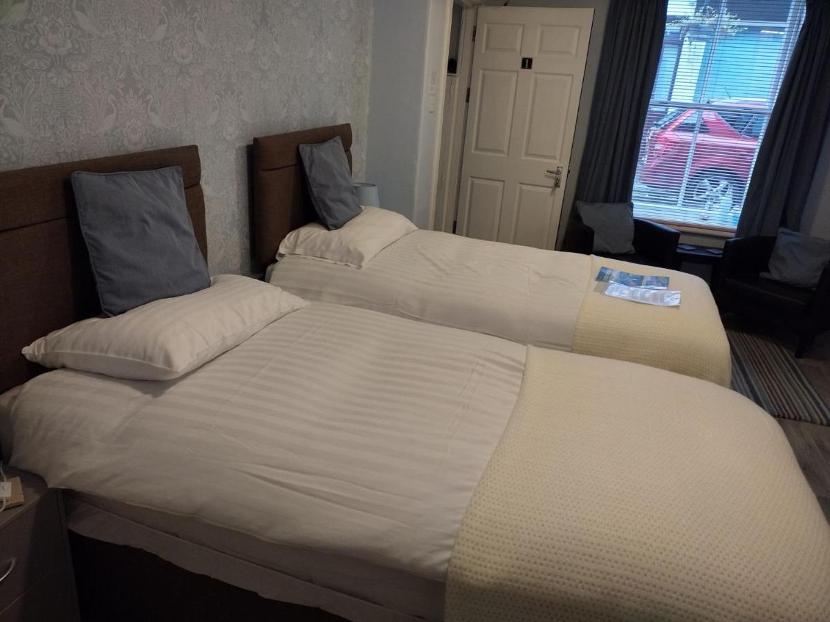 29 Well Street B&B Мофат Екстериор снимка