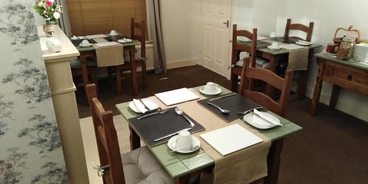 29 Well Street B&B Мофат Екстериор снимка